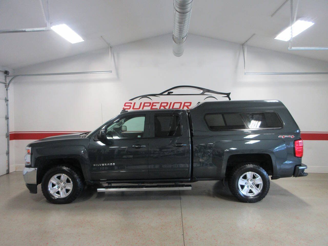Used 2017 Chevrolet Silverado 1500 LT w/ All Star Edition AWD/4WD image 3