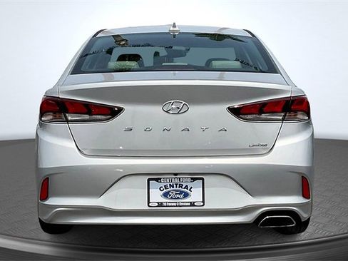 Used 2019 Hyundai Sonata Limited image 4