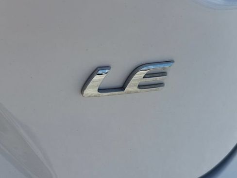 Used 2024 Toyota Corolla LE FWD image 6