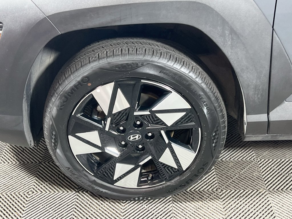 Used 2025 Hyundai Kona SEL AWD/4WD image 26