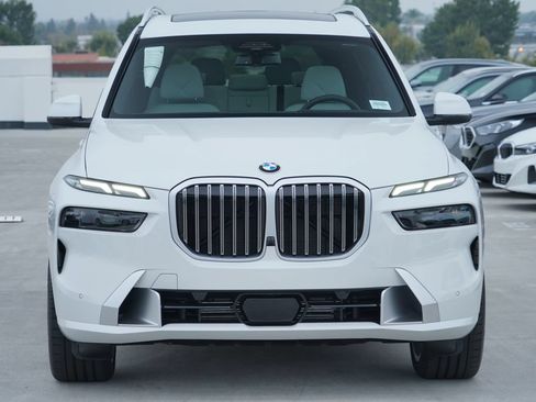 New 2027 BMW X7 xDrive40i AWD/4WD image 2