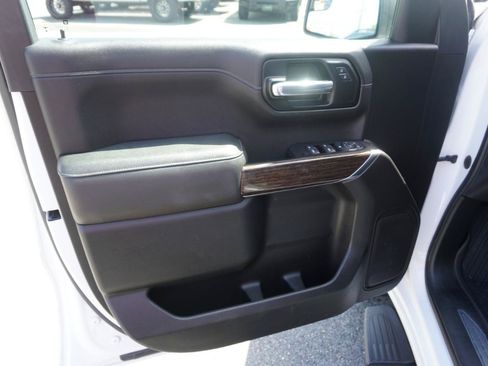 Used 2020 GMC Sierra 1500 Elevation w/ Elevation Value Package AWD/4WD image 11