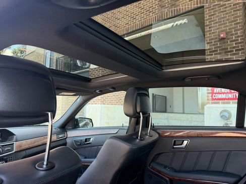 Used 2012 Mercedes-Benz E 350 4MATIC Sedan image 14