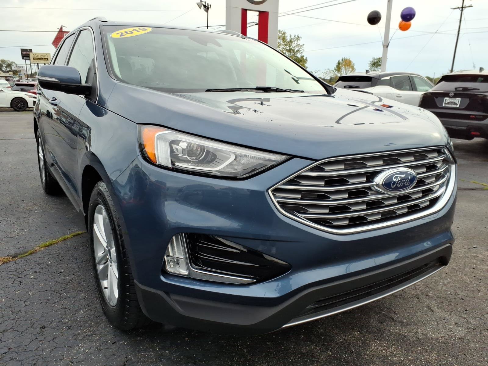Used 2019 Ford Edge SEL w/ Equipment Group 201A FWD image 3