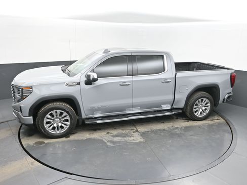 Certified 2025 GMC Sierra 1500 Denali w/ Technology Package image 33