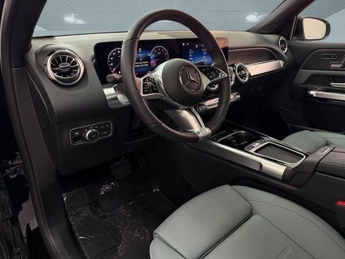 Certified 2026 Mercedes-Benz GLB 250 image 4