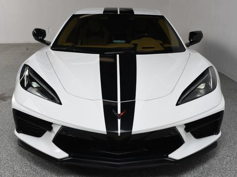 Used 2022 Chevrolet Corvette Stingray Premium Conv w/ Z51 Performance Package RWD image 15