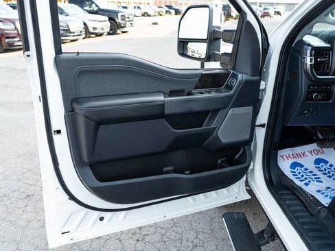 Used 2023 Ford F250 Lariat w/ Lariat Ultimate Package image 12