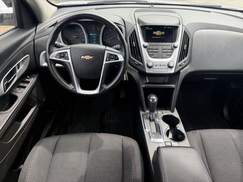 Used 2017 Chevrolet Equinox LT w/ Convenience Package FWD image 14