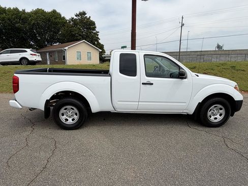 Used 2018 Nissan Frontier S RWD image 4