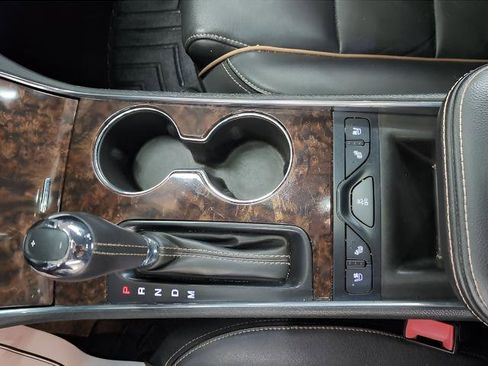 Used 2015 Chevrolet Impala LTZ image 16