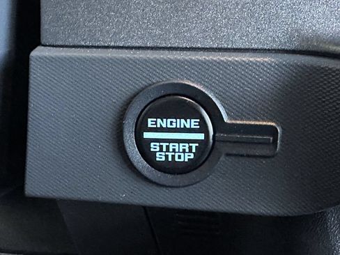 Certified 2024 Ford Bronco Badlands AWD/4WD image 22
