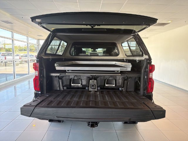 Used 2021 Chevrolet Silverado 1500 Custom Trail Boss w/ Midnight Edition AWD/4WD image 16