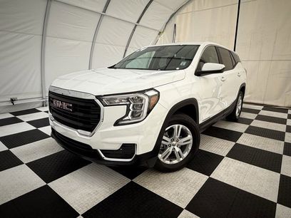 Used 2024 GMC Terrain SLE