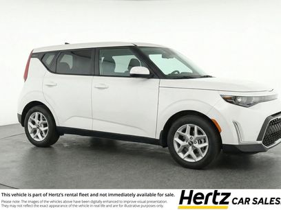 Used 2025 Kia Soul LX w/ LX Technology Package
