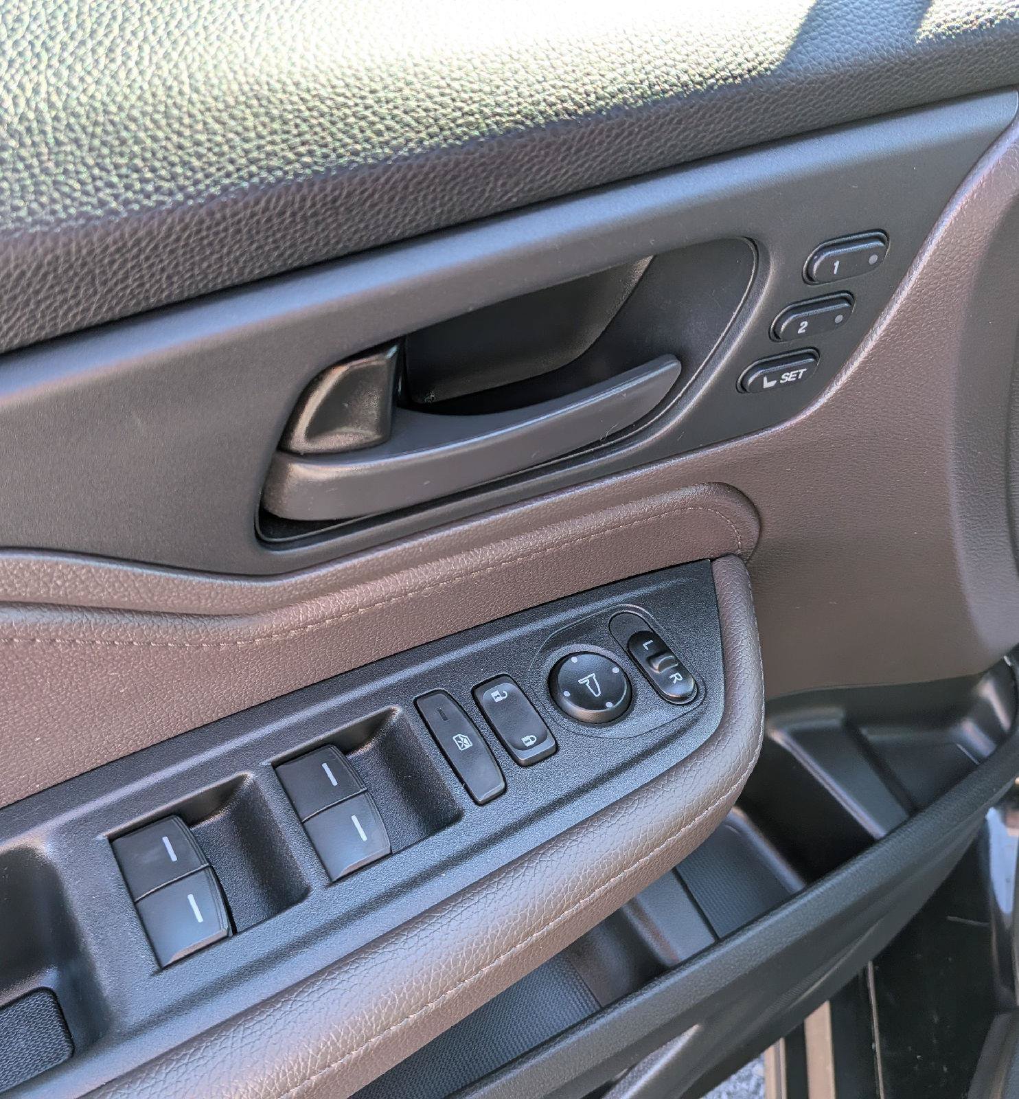 Used 2018 Honda Odyssey EX-L image 15