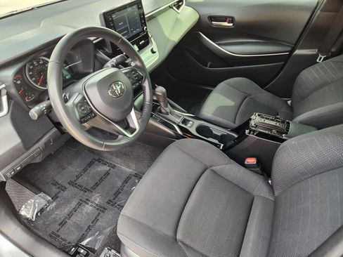 Used 2022 Toyota Corolla SE image 16