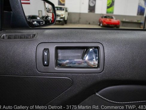 Used 2011 Ford Mustang GT Premium w/ Comfort Pkg RWD image 35