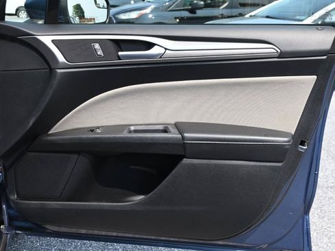 Used 2018 Ford Fusion S FWD image 33