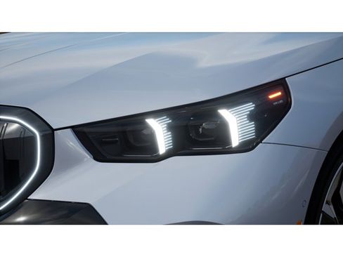 New 2026 BMW 530i image 6