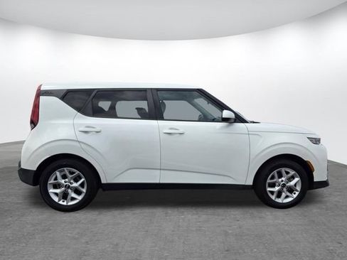 Used 2021 Kia Soul S FWD image 3