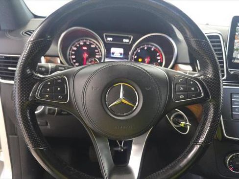 Used 2018 Mercedes-Benz GLS 450 4MATIC w/ Premium Package image 20