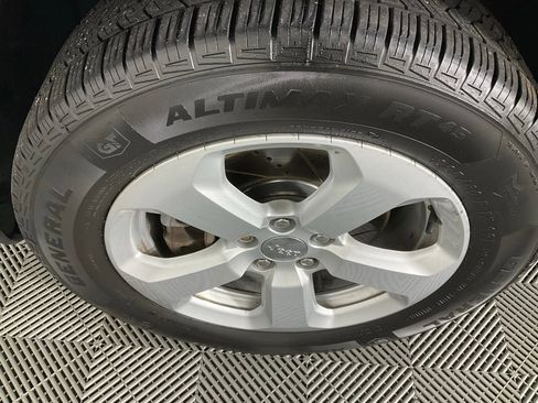 Used 2021 Jeep Compass Latitude w/ Convenience Group image 10