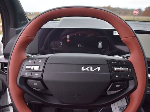 New 2026 Kia Sportage SX Prestige AWD/4WD image 37