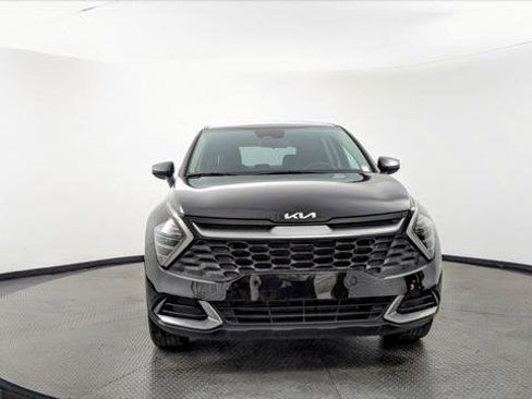 Used 2024 Kia Sportage LX image 12