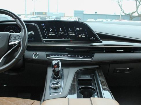 Used 2021 Cadillac Escalade Premium Luxury w/ Driver Assist Tech Package image 18