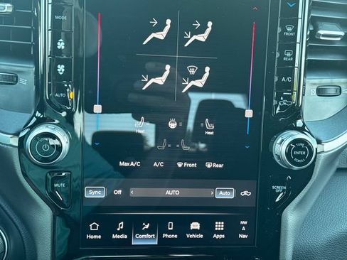 New 2026 RAM 1500 Big Horn AWD/4WD image 29