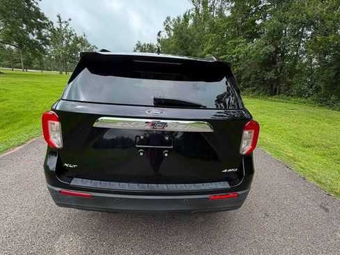 Used 2022 Ford Explorer XLT AWD/4WD image 16