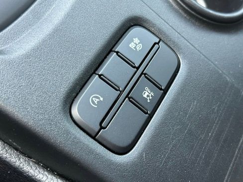 Used 2024 Ford Ranger XL image 36