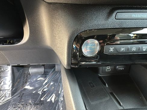 New 2026 Ford Escape Platinum w/ Premium Technology Package AWD/4WD image 17