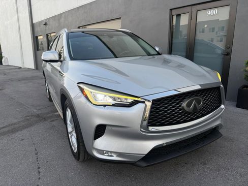 Used 2019 INFINITI QX50 Essential w/ Premium Audio Package image 11