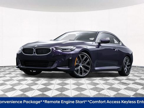 Used 2022 BMW 230i Coupe w/ Convenience Package RWD image 2