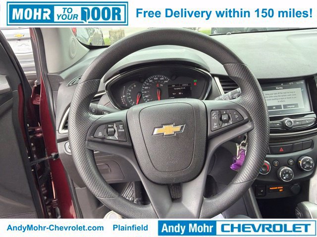 Used 2017 Chevrolet Trax LT AWD/4WD image 16
