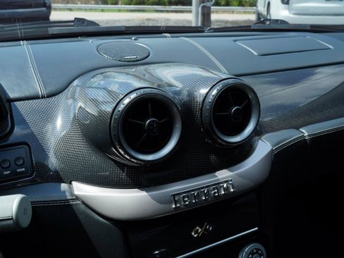 Used 2007 Ferrari 599 GTB Fiorano RWD image 32