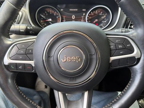 Used 2019 Jeep Compass Limited AWD/4WD image 15