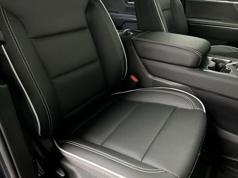 New 2026 GMC Sierra EV Elevation w/ LPO, Elevation Dark Package image 27