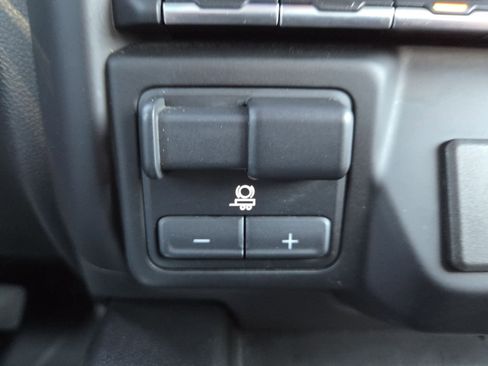 Used 2023 Chevrolet Silverado 2500 High Country image 12