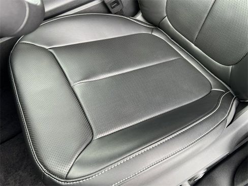 New 2025 Jeep Grand Cherokee L Limited w/ Luxury Tech Group II image 12