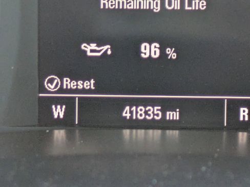 Used 2021 Chevrolet Colorado LT w/ Redline Special Edition image 24