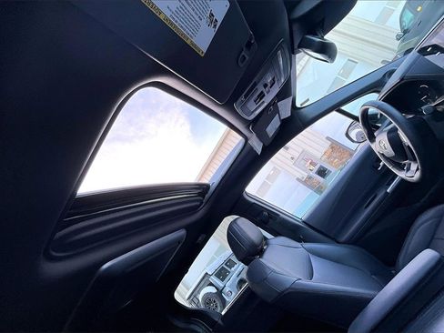 Used 2024 Toyota Sienna XLE Woodland Edition image 22