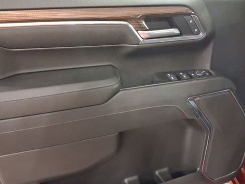 Used 2023 Chevrolet Silverado 1500 RST image 22