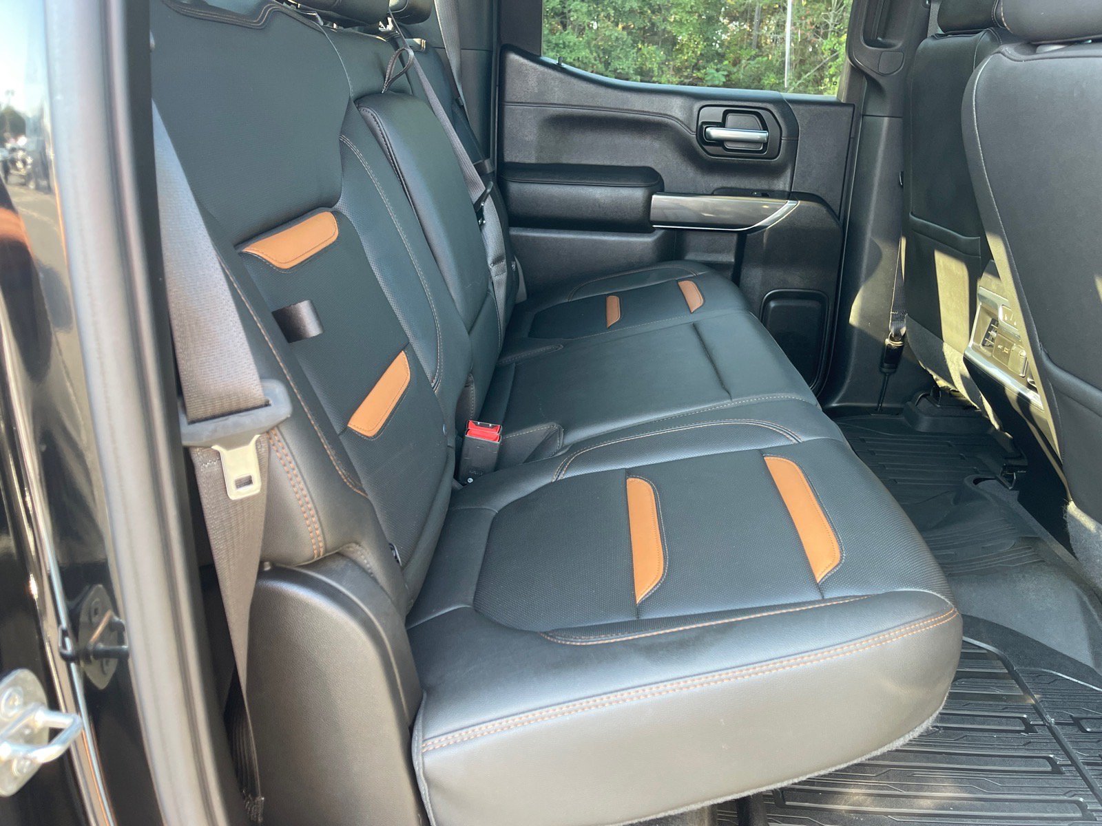 Used 2019 GMC Sierra 1500 AT4 w/ AT4 Premium Package AWD/4WD image 18