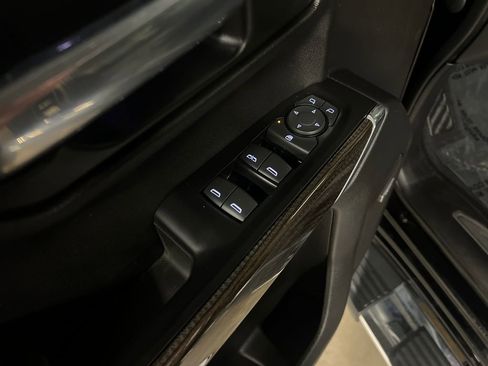 Certified 2020 Chevrolet Silverado 1500 RST image 16