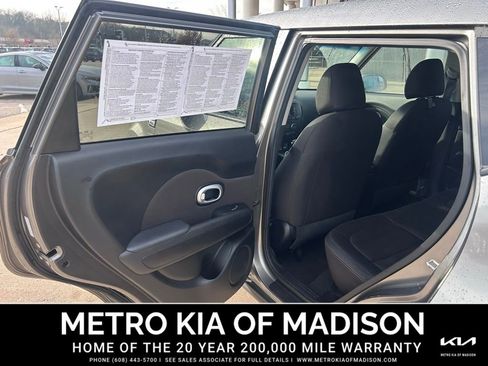 Used 2017 Kia Soul image 19