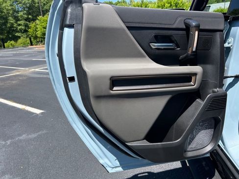 Used 2025 GMC Hummer EV 3X w/ LPO, Sport Package AWD/4WD image 57