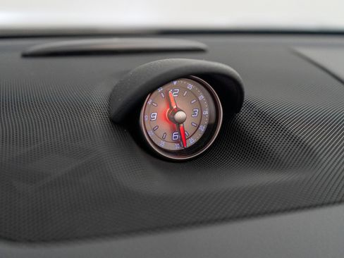 Used 2013 Mercedes-Benz SL 550 image 27